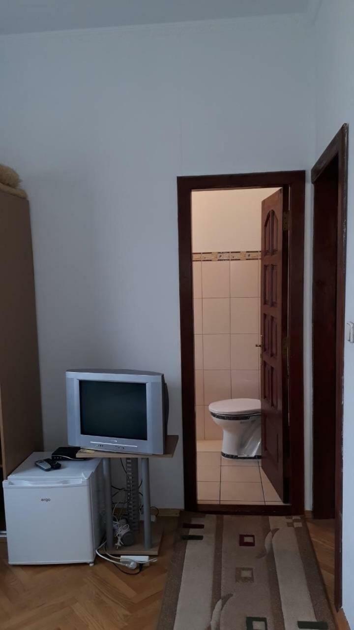 Садиба У Крайлюків Yaremche Bagian luar foto