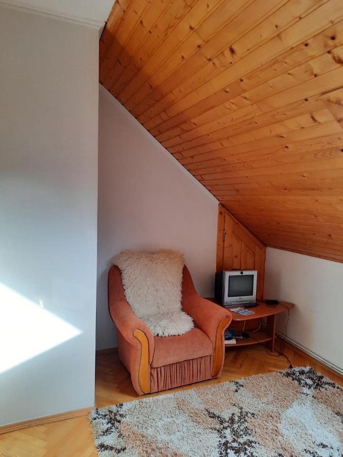 Садиба У Крайлюків Yaremche Bagian luar foto